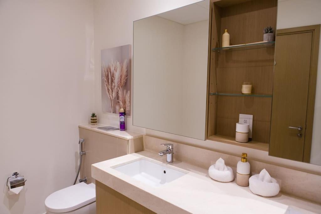 Moonstone - Tranquil, Large 2 Bedroom Apartment, Sea View, Marina Jbr Appartement Dubaï